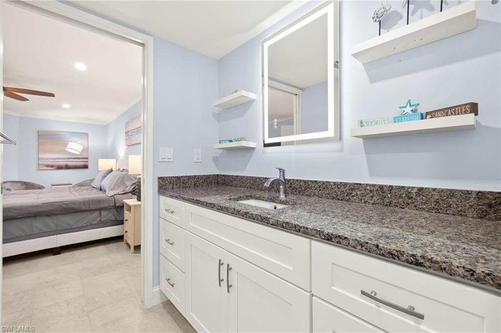 2445 W Gulf DR # E6, SANIBEL FL 33957-16