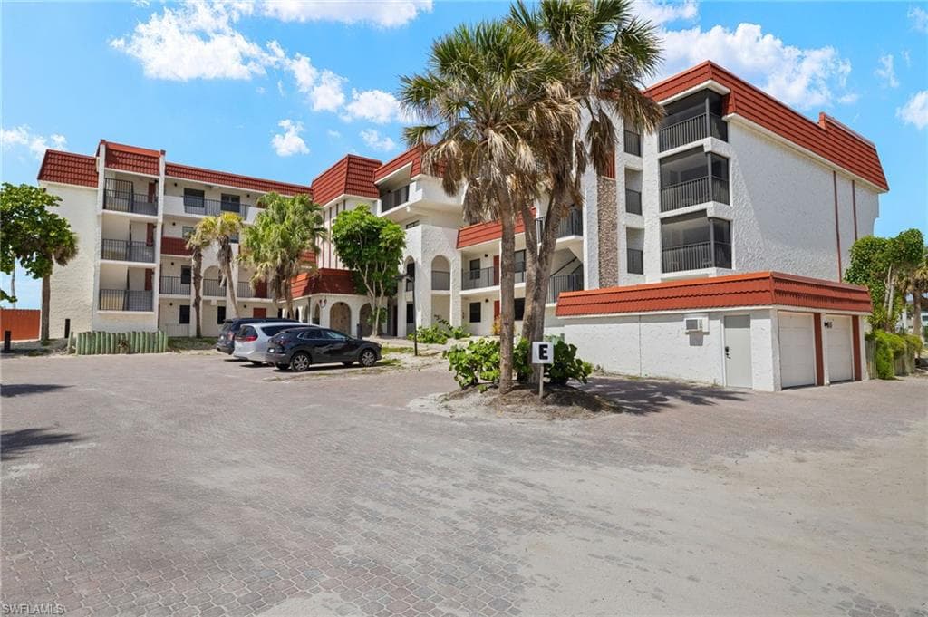 2445 W Gulf DR # E6, SANIBEL FL 33957-24