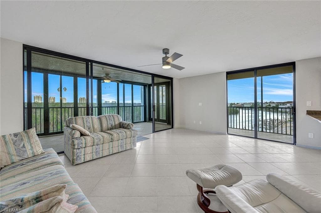26235 Hickory BLVD # 4B, BONITA SPRINGS FL 34134-1