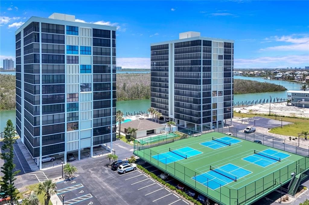 26235 Hickory BLVD # 4B, BONITA SPRINGS FL 34134-35