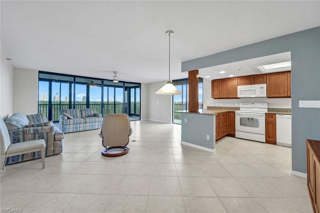 26235 Hickory BLVD # 4B, BONITA SPRINGS FL 34134-4