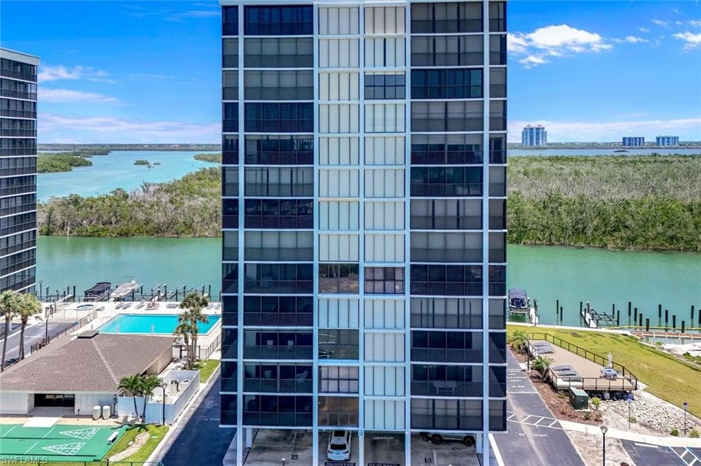 26235 Hickory BLVD # 4B, BONITA SPRINGS FL 34134-33