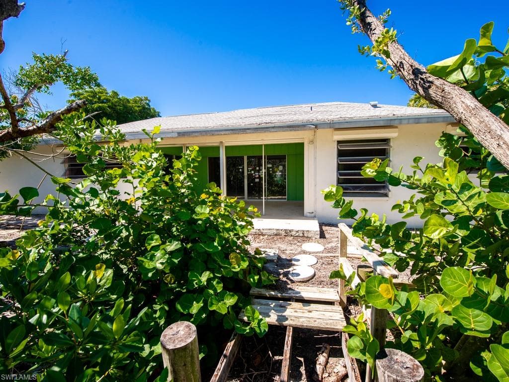 1113 Skiff PL, SANIBEL FL 33957-6