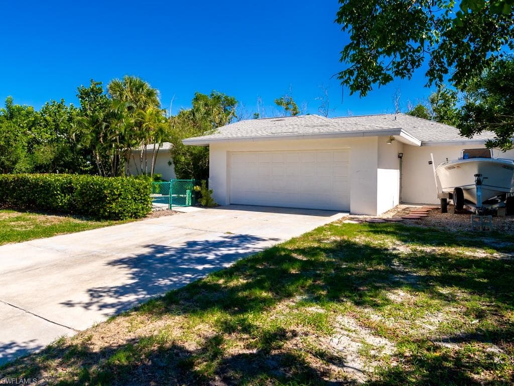1113 Skiff PL, SANIBEL FL 33957-28