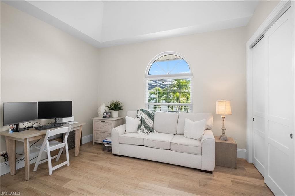 235 Dolphin Cove CT, BONITA SPRINGS FL 34134-25