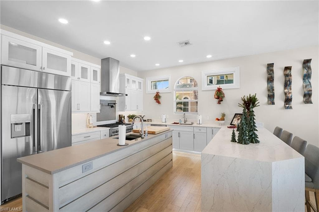 235 Dolphin Cove CT, BONITA SPRINGS FL 34134-7