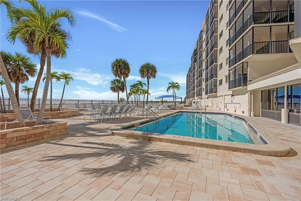 8350 Estero BLVD # 323, FORT MYERS BEACH FL 33931-25