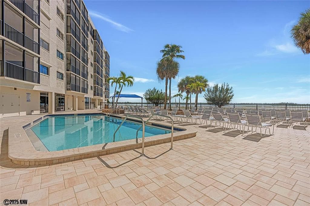 8350 Estero BLVD # 423, FORT MYERS BEACH FL 33931-21