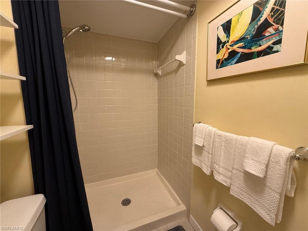 8350 Estero BLVD # 423, FORT MYERS BEACH FL 33931-19