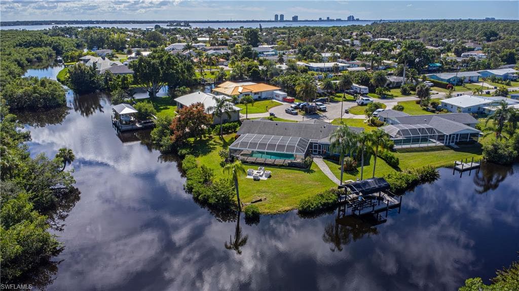1753 Club House RD, NORTH FORT MYERS FL 33917-2