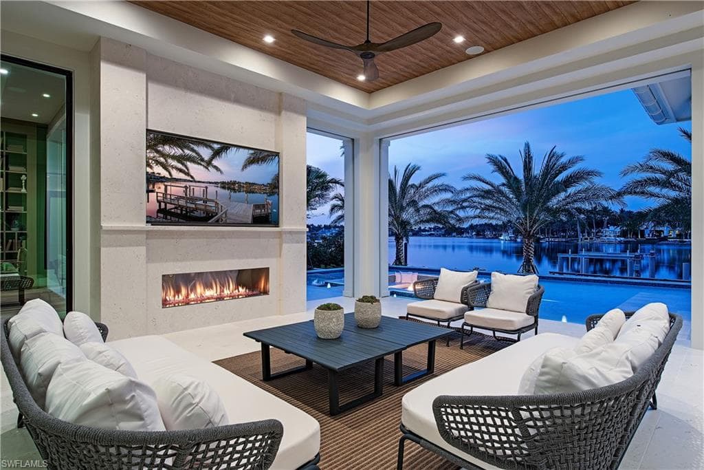 2999 Rum Row, NAPLES FL 34102-18