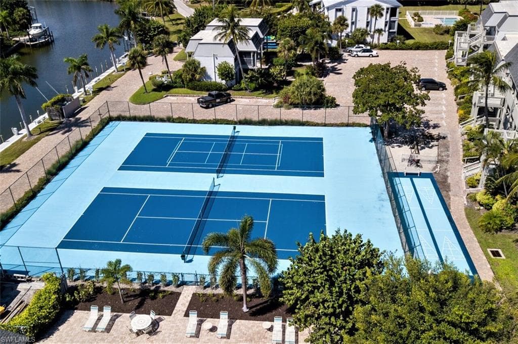 760 Sextant DR # 223, SANIBEL FL 33957-42