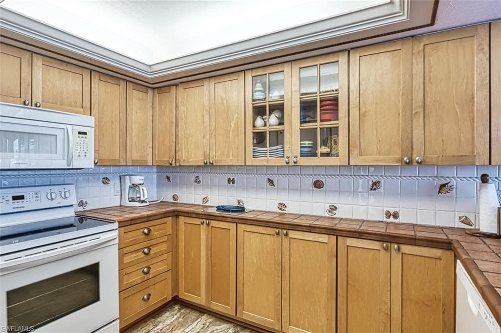 760 Sextant DR # 223, SANIBEL FL 33957-10