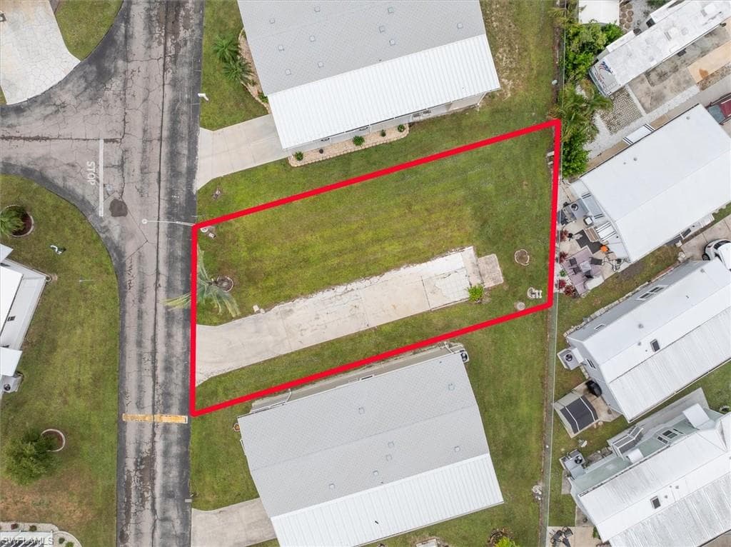 223 Derwent BLVD W-0