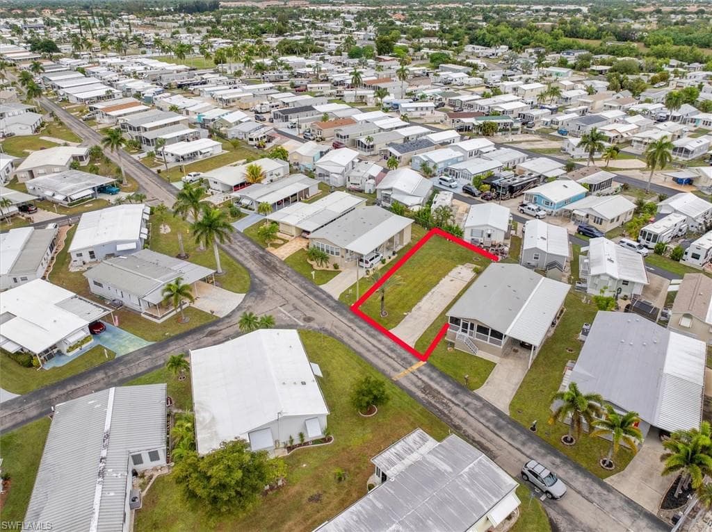 223 Derwent BLVD W, FORT MYERS FL 33908-8