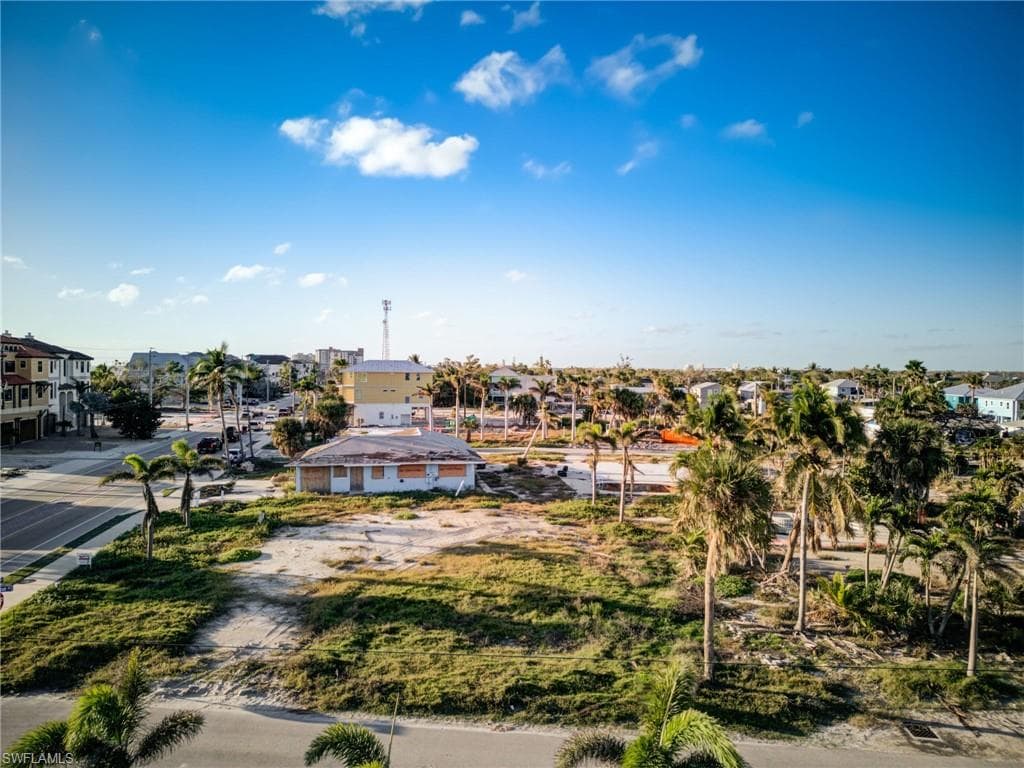 121 Connecticut ST, FORT MYERS BEACH FL 33931-4