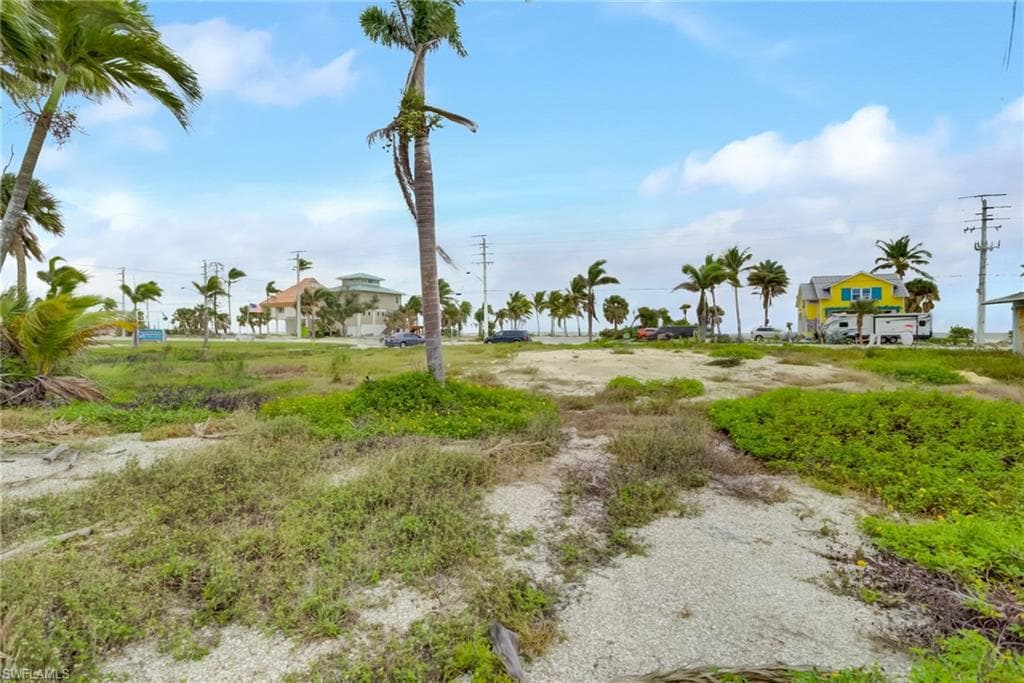 121 Connecticut ST, FORT MYERS BEACH FL 33931-14