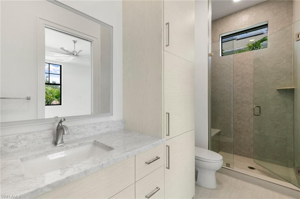 375 Periwinkle CT, MARCO ISLAND FL 34145-26