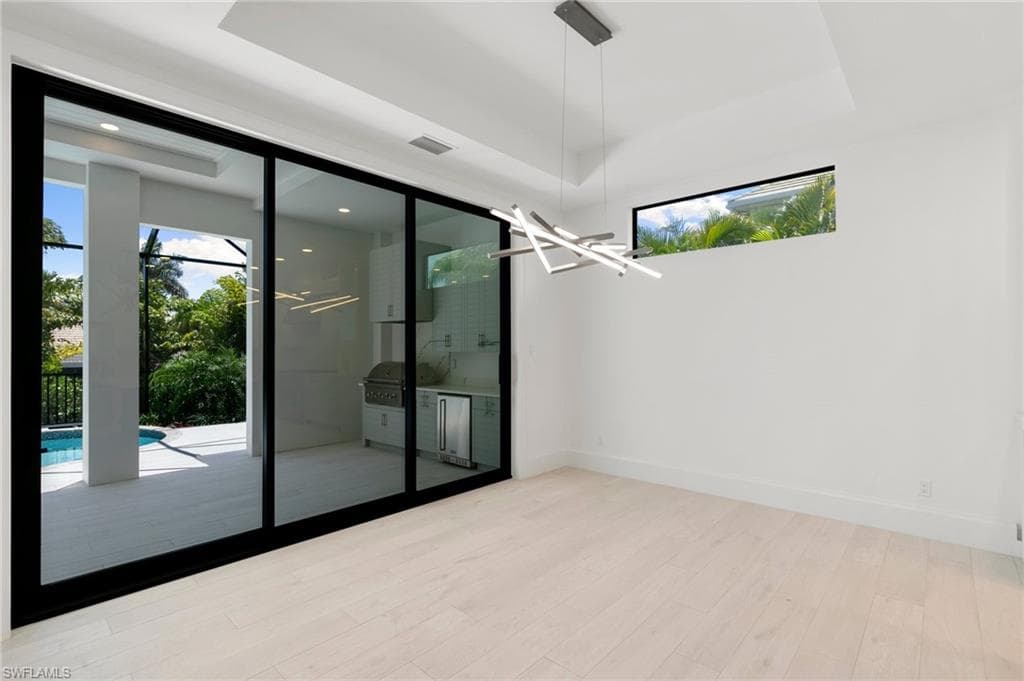 375 Periwinkle CT, MARCO ISLAND FL 34145-14