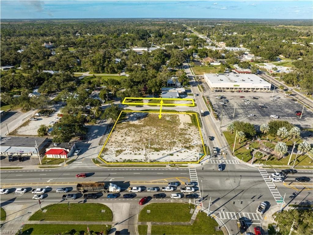 10 W Hickpochee AVE, LABELLE FL 33935-7