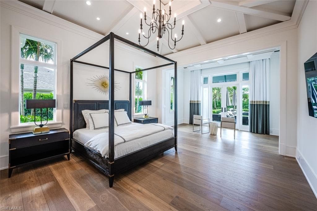 185 CAJEPUT DR, NAPLES FL 34108-19