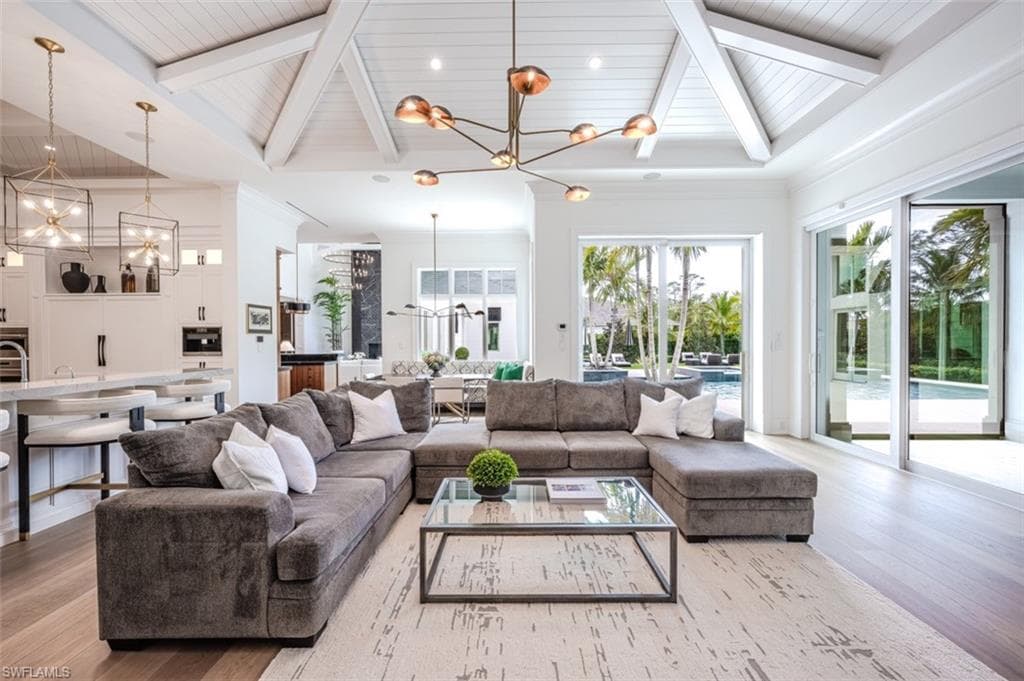 185 CAJEPUT DR, NAPLES FL 34108-8