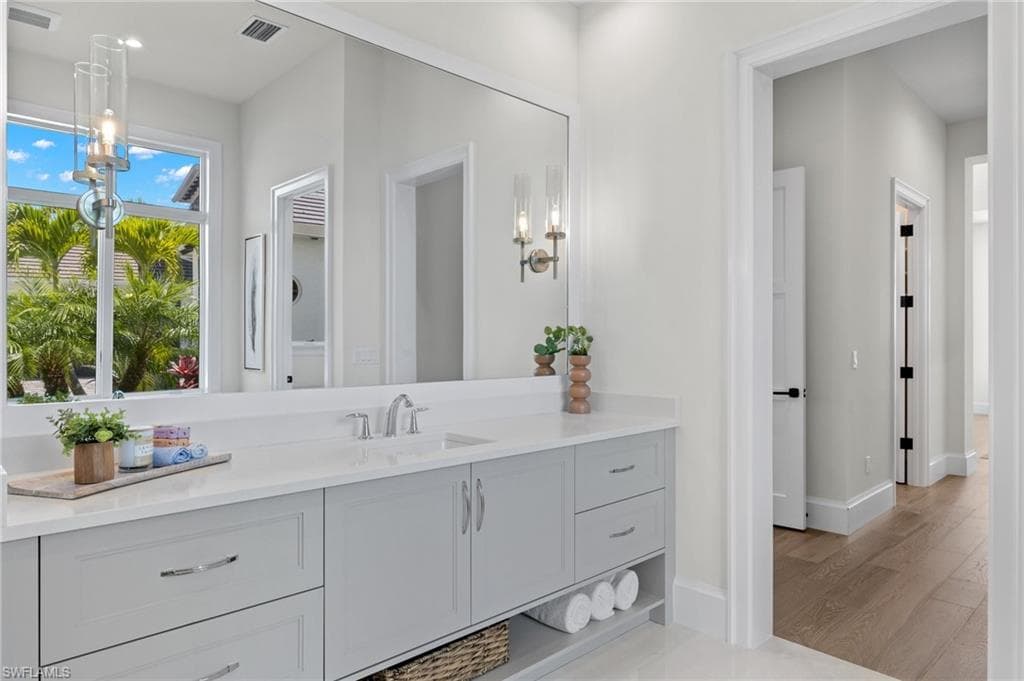 16716 Enclave CIR, NAPLES FL 34110-22