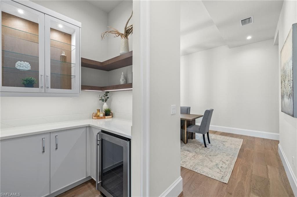 16716 Enclave CIR, NAPLES FL 34110-16