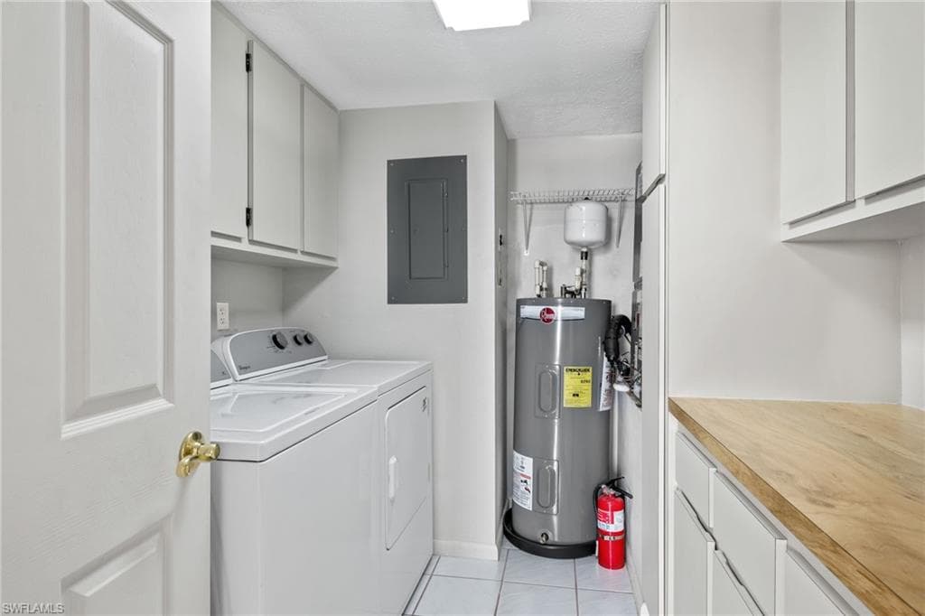 4013 SE 20th PL # 401, CAPE CORAL FL 33904-26