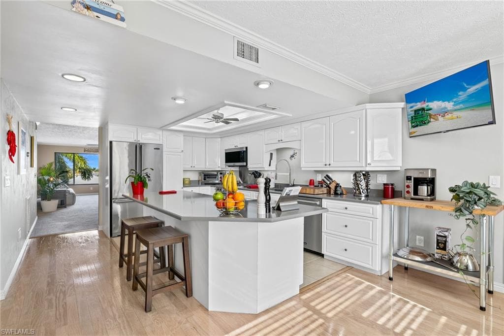 4013 SE 20th PL # 401, CAPE CORAL FL 33904-11