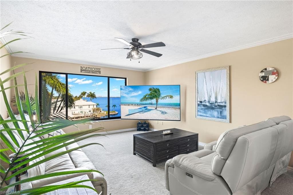 4013 SE 20th PL # 401, CAPE CORAL FL 33904-3