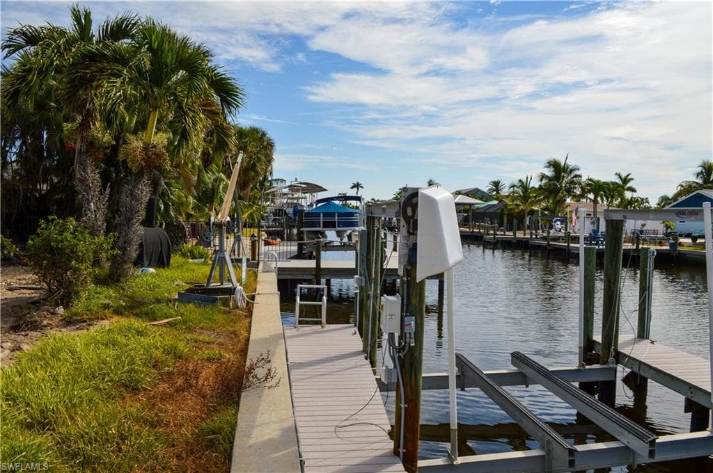 206 Ibis ST, FORT MYERS BEACH FL 33931-22