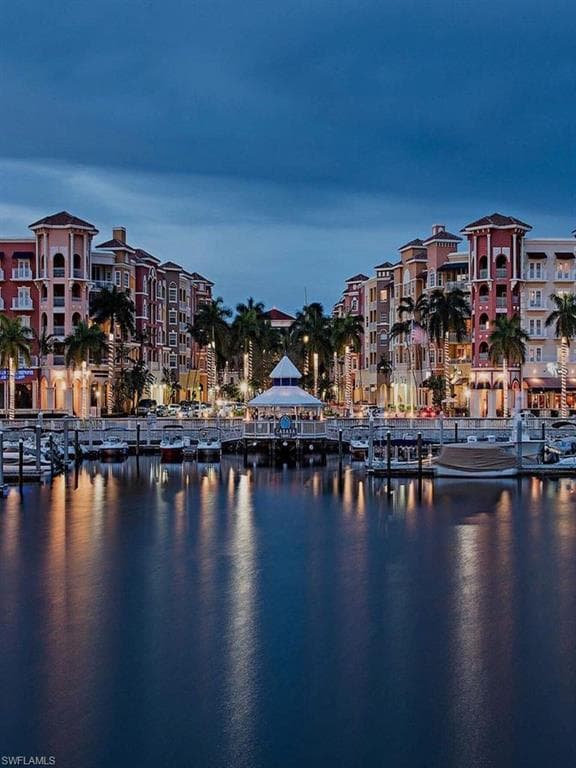 2055 Cambridge Park DR, NAPLES FL 34109-38