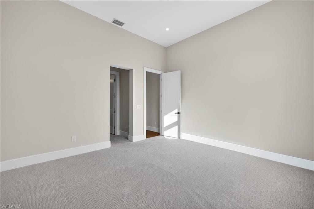 2055 Cambridge Park DR, NAPLES FL 34109-24
