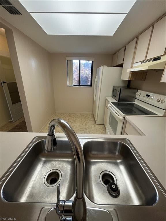 503 Cape Coral PKWY W # 104, CAPE CORAL FL 33914-7
