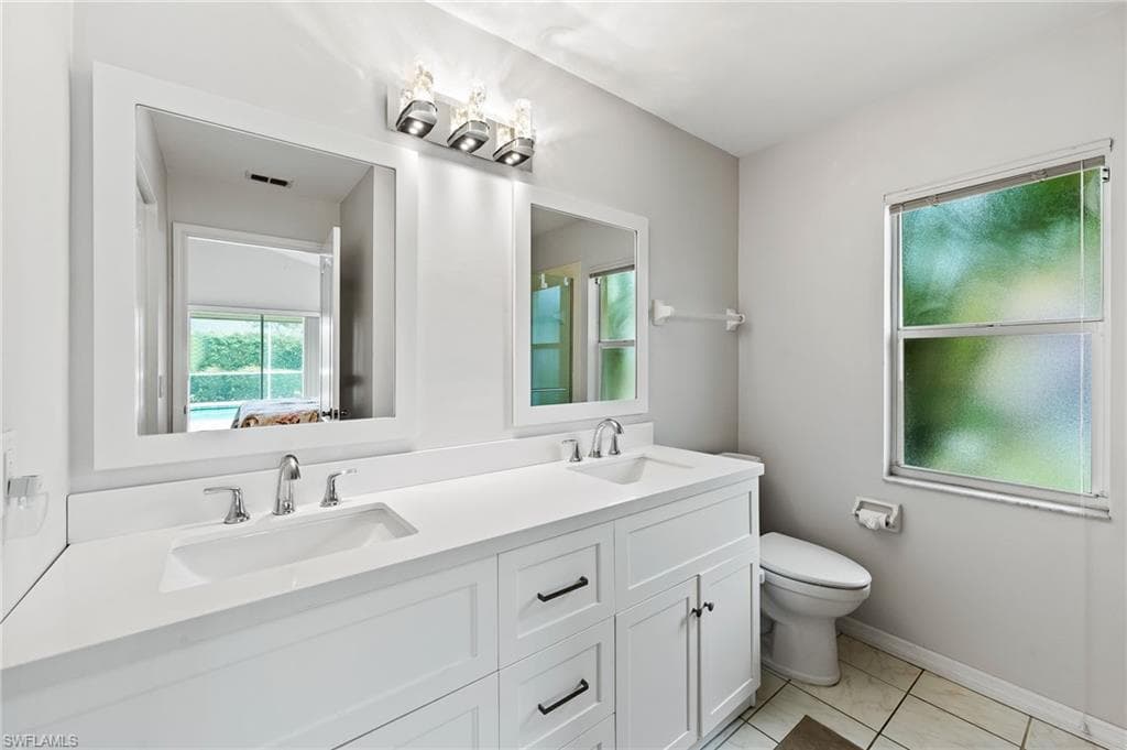 511 Ibis WAY, NAPLES FL 34110-22