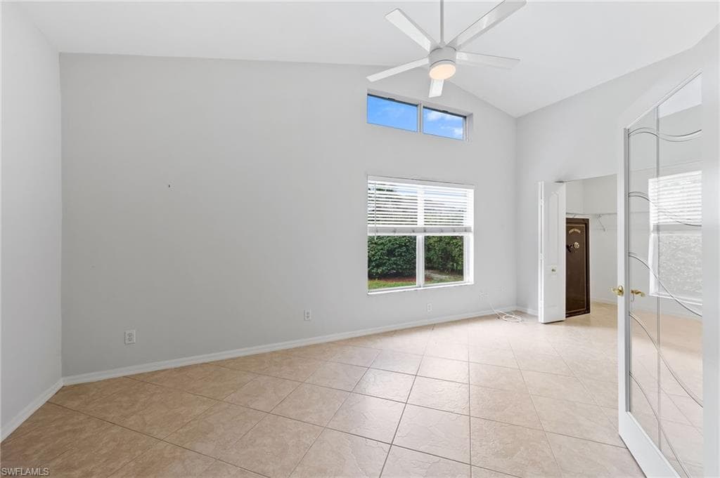511 Ibis WAY, NAPLES FL 34110-16