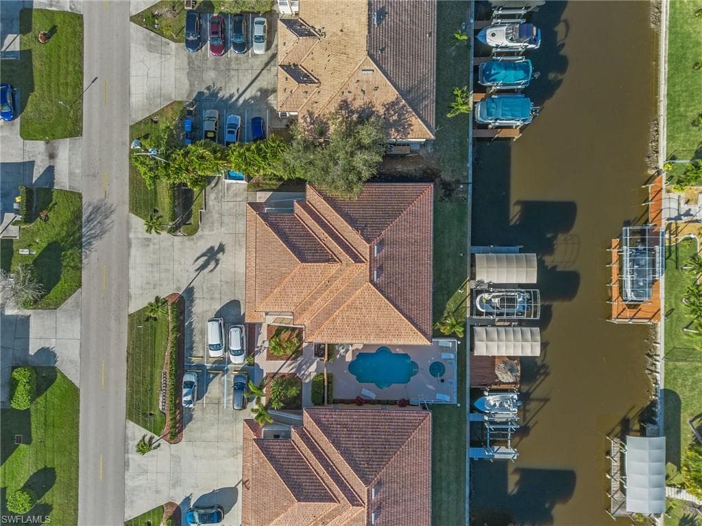 841 SW 47th TER # 202, CAPE CORAL FL 33914-25