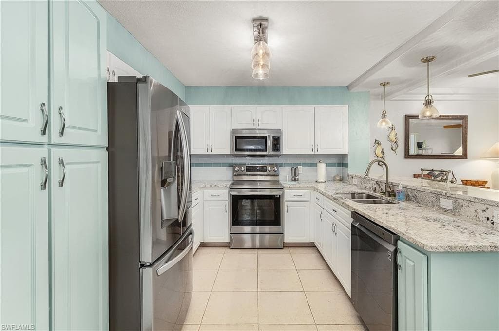 841 SW 47th TER # 202, CAPE CORAL FL 33914-6