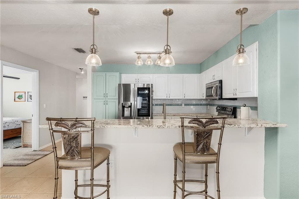 841 SW 47th TER # 202, CAPE CORAL FL 33914-7