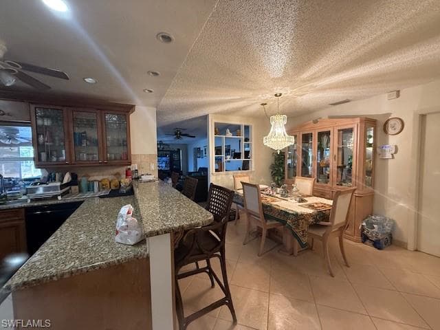 2373 Anthony CT, NAPLES FL 34109-25