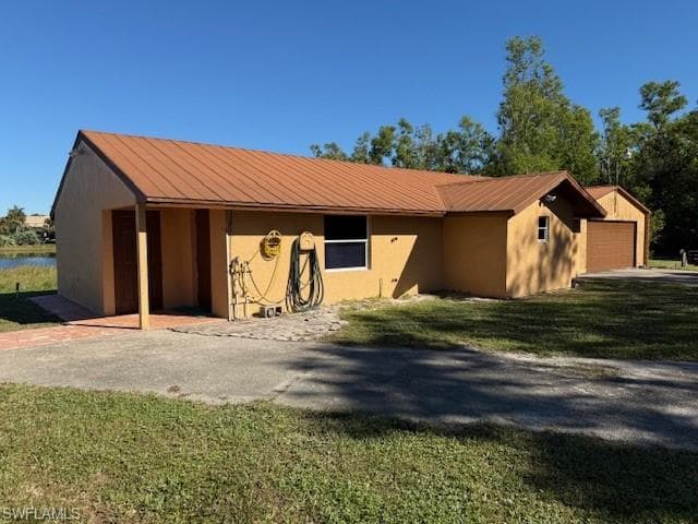 2373 Anthony CT, NAPLES FL 34109-27