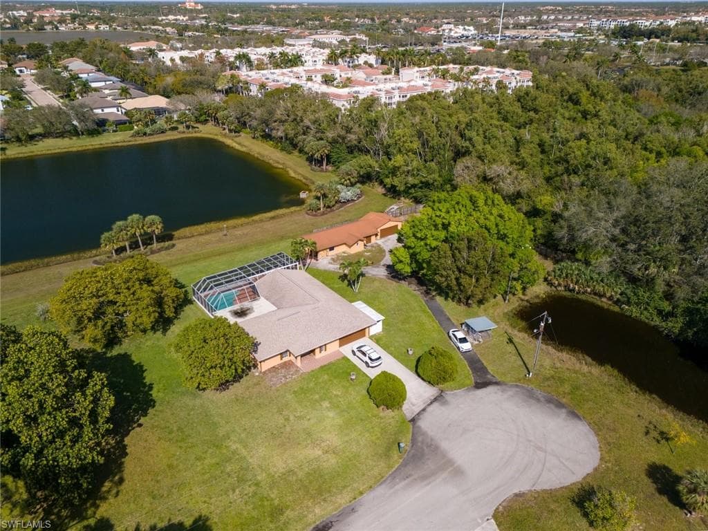2373 Anthony CT, NAPLES FL 34109-14