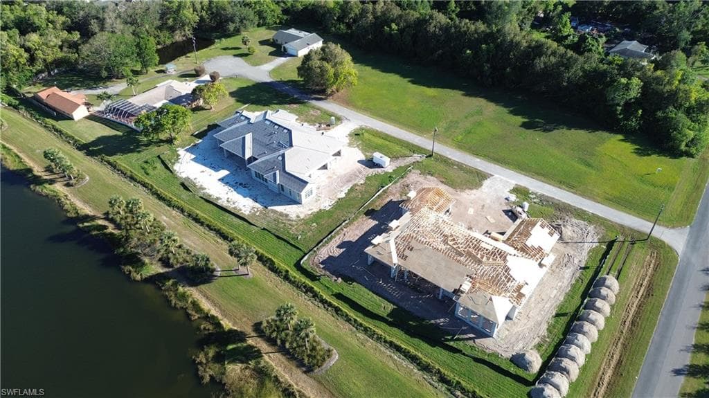 2373 Anthony CT, NAPLES FL 34109-3