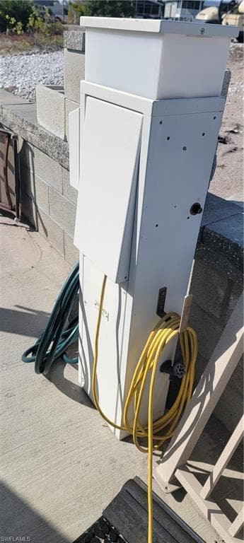 4701 Lahaina LN, BONITA SPRINGS FL 34134-1