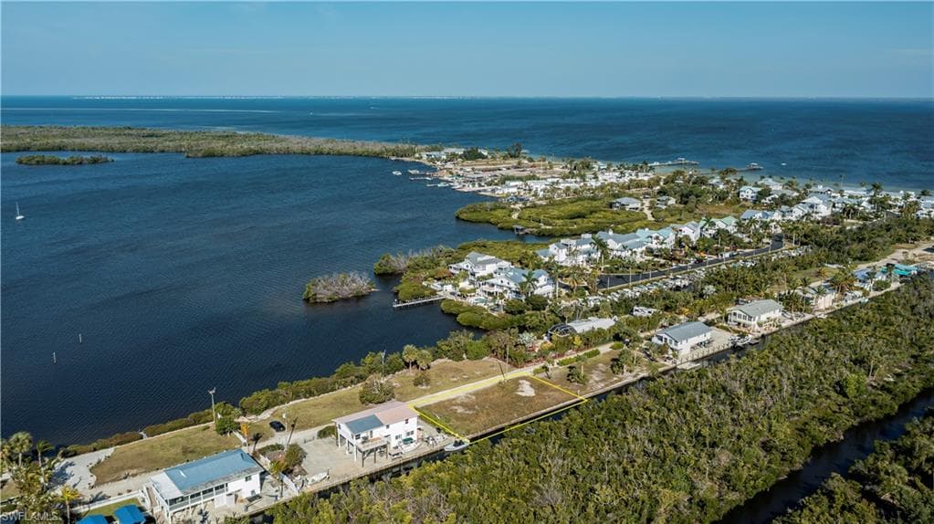 8153 Moyer LN, BOKEELIA FL 33922-12