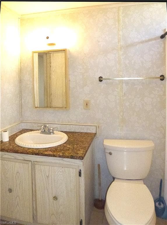 2820 Breezewood DR, NORTH FORT MYERS FL 33917-15