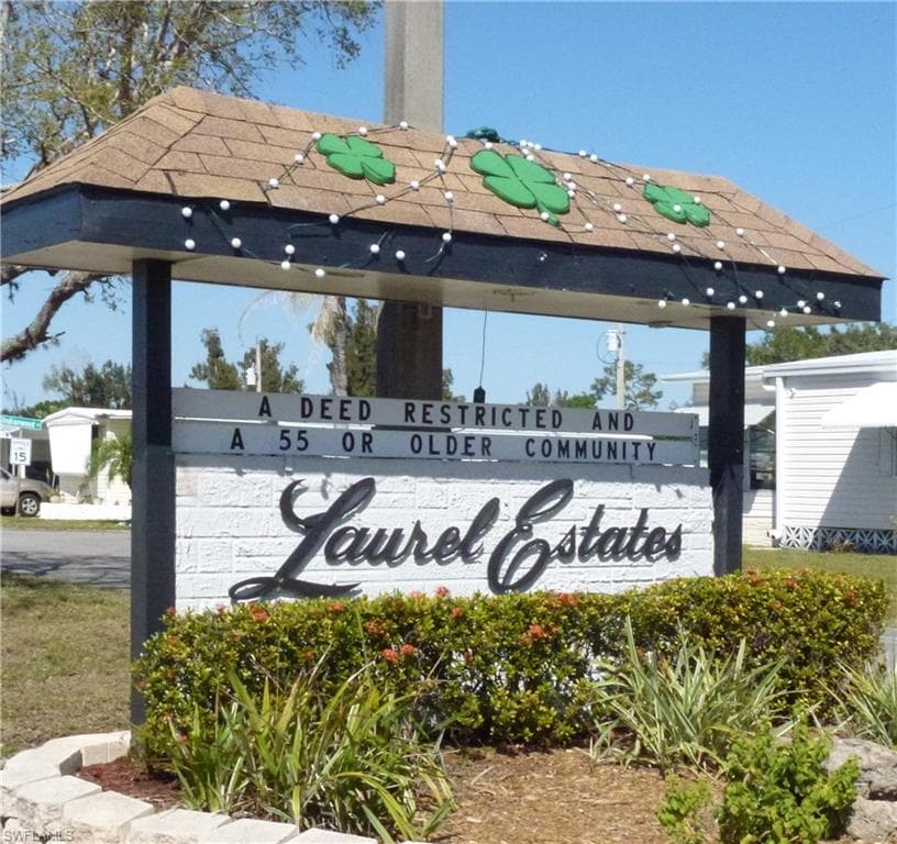 2820 Breezewood DR, NORTH FORT MYERS FL 33917-24