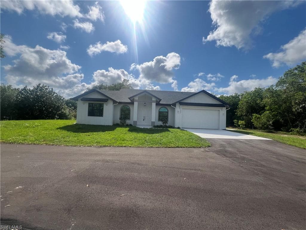 10827 Greenway RD, NAPLES FL 34114-27