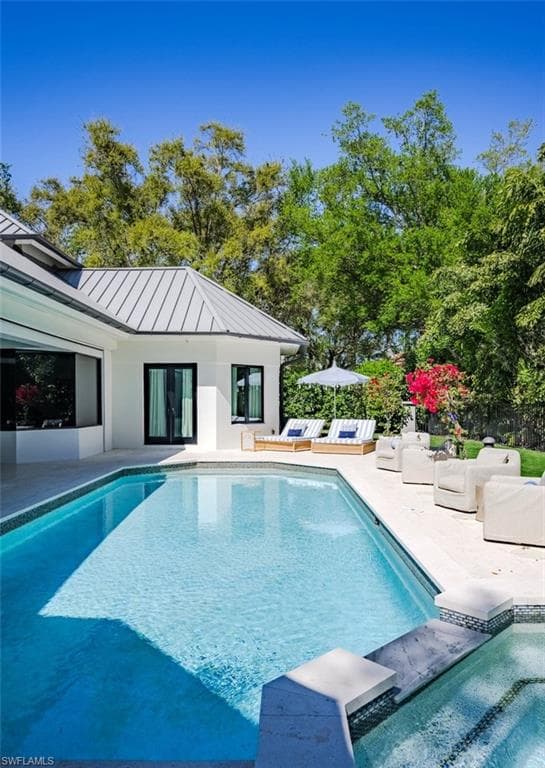 681 KATEMORE LN, NAPLES FL 34108-36